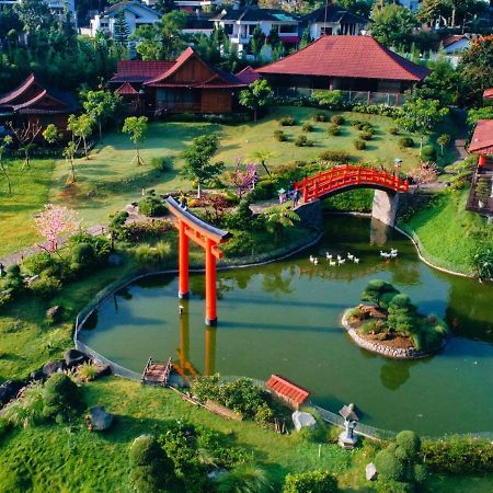 The Onsen Hot Spring Resort Batu  Exteriér fotografie