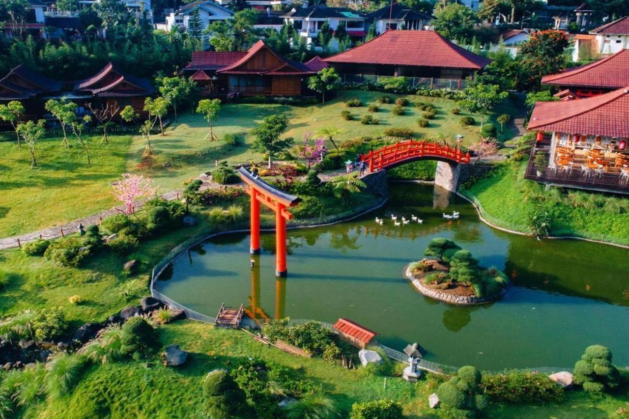 The Onsen Hot Spring Resort Batu  Exteriér fotografie